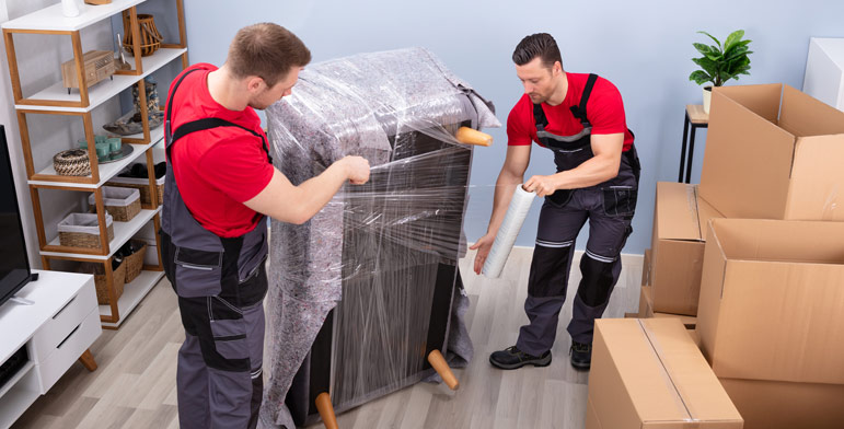 How to Effectively Work With Toronto Movers
